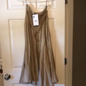 Never worn western style skirt. Fits like a medium